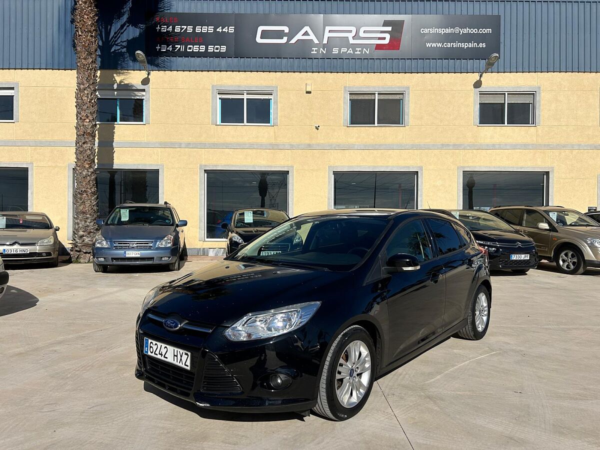 FORD FOCUS TREND 1.6 TI-VCT AUTO SPANISH LHD IN SPAIN 89000 MILES 1 OWNER 2014